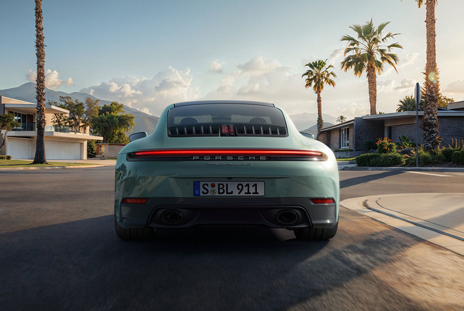 保时捷四驱版本再加一 Porsche 911 Carrera 4S Coupé价格896万起