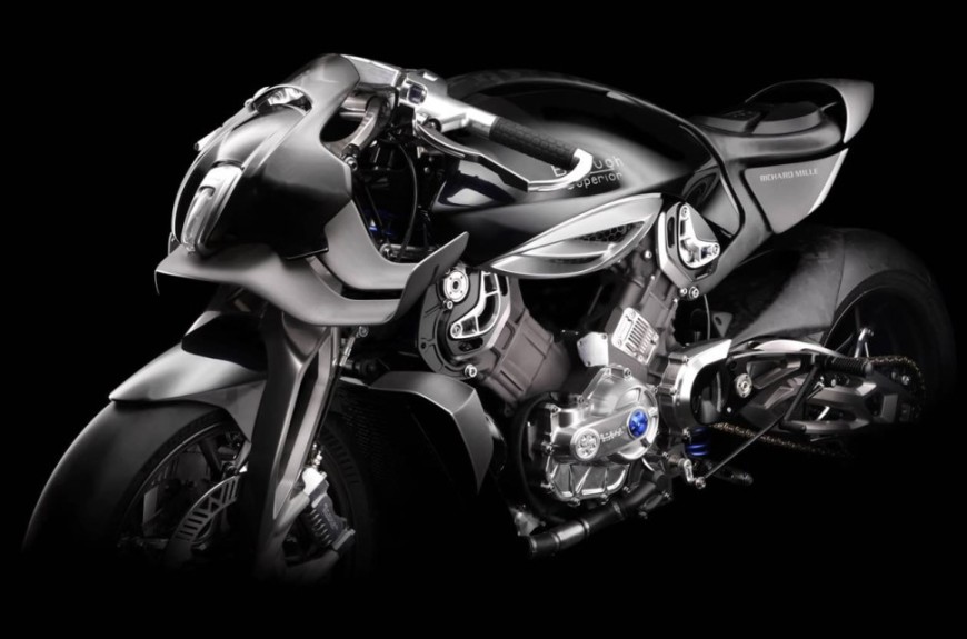 RMB01重机出击 RICHARD MILLE跨界惊奇之作