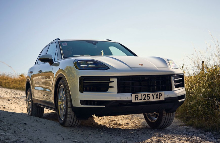 2025 Goodwood魅力焦点 保时捷电能越野双重奏 Porsche Cayenne大秀休旅全方位实力