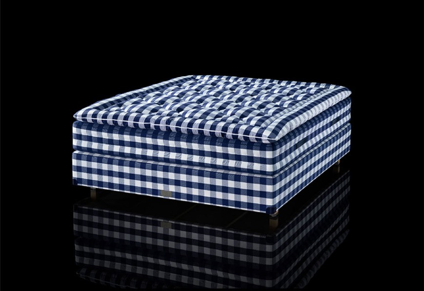 出发于爱的温柔传承 海丝腾「年度限量 Jack Ryde 2000T床垫」 致敬经典蓝白格纹设计者