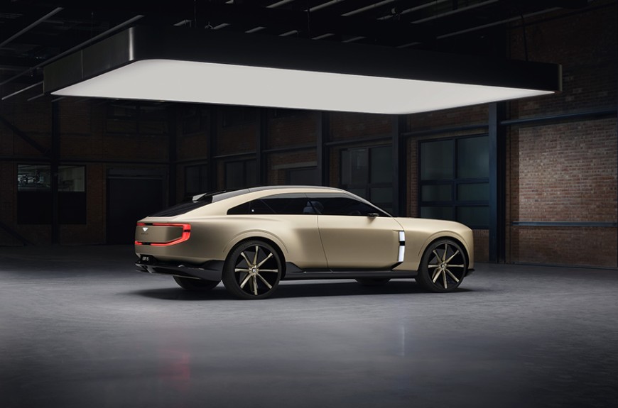 宾利Bentley EXP 15概念车、经典车型 亮相2025蒙特雷汽车周