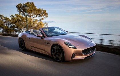 玛莎拉蒂首款纯电双门GT敞篷轿跑 Maserati GranCabrio Folgore登台