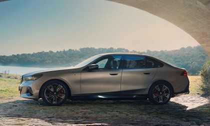 纯电续航破600公里 新年式BMW i5与i5 Touring 329万起同步上市