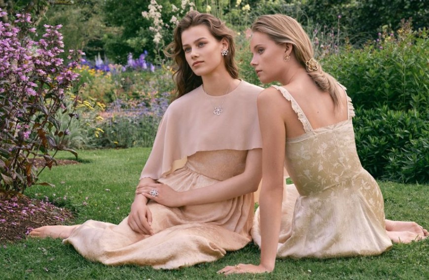  Van Cleef & Arpels最夢幻花冠胸針！全新Flowerlace系列 為秋日注入典雅魅力