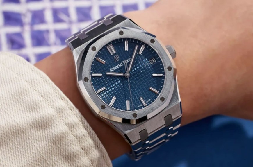 從鋼殼運動錶到前衛設計 必親自體驗的十款經典時計