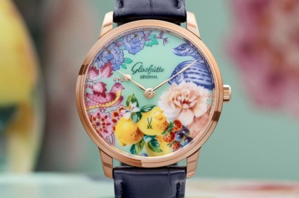 百年瓷艺限定三重奏 格拉苏蒂原创议员麦森手表大秀白瓷、青瓷与拼贴艺术