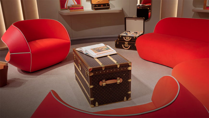 LV行李箱变桌子、皮包变灯具沙发 「路易威登家居系列」实现奢华日常旅行美梦