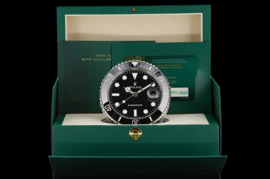 勞力士「黑水鬼座鐘」拍賣溢價70% 價格竟然比Submariner手錶還高！