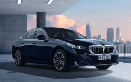 黑化质感全面升级 全新年式BMW 5系列/旅行车Touring 299 万起