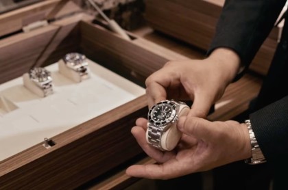 勞力士二手錶CPO年賺180億！原廠認證市佔破10%，放寬收購標準搶攻市場