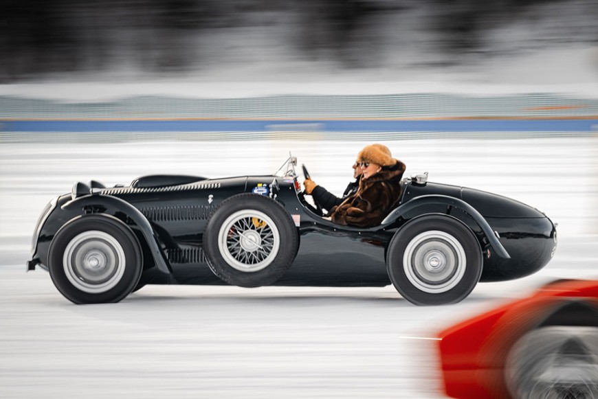 老錢豪門的雪地F1！揭秘聖莫里茨「冰上賽車節」 看Loro Piana定義冬季社交的最高規格