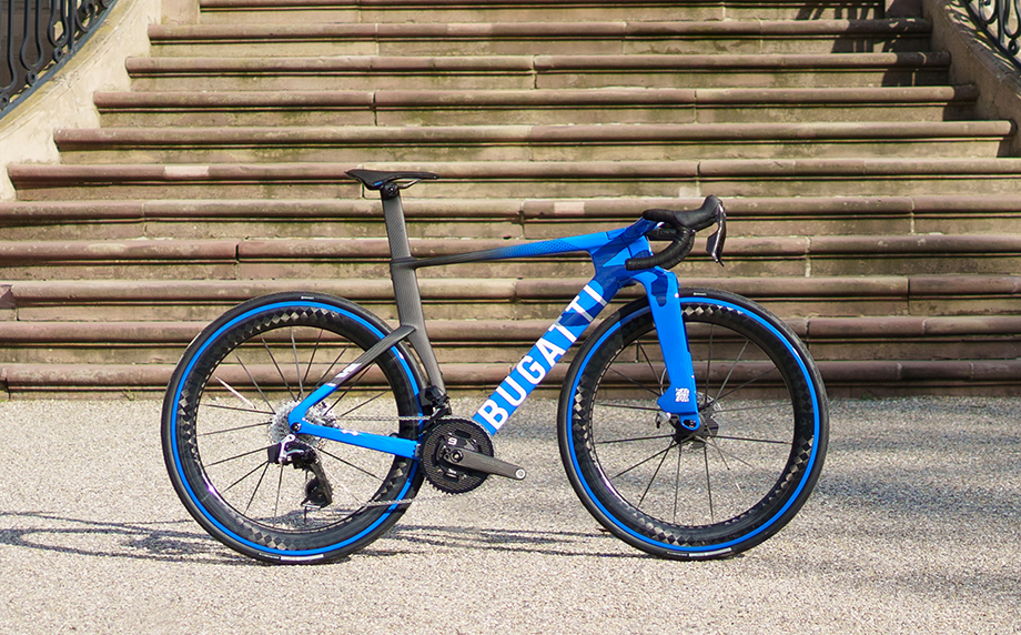 世界上速度最快公路车「Bugatti Factor ONE」两轮界的布加迪超跑