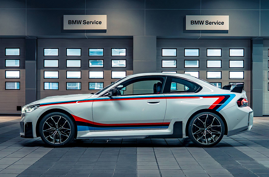 BMW M2十周年特仕版450万限量发表 「世界喷漆金牌」手工打造极致三色